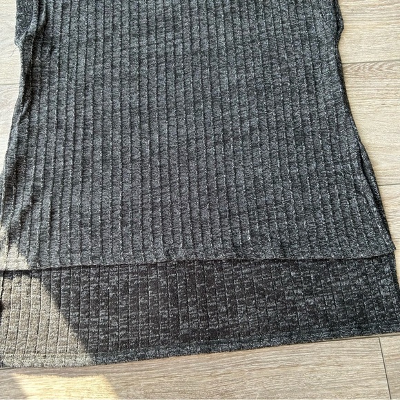 Umgee Grey Ribbed Knit Cowl Neck Lagenlook Tunic Top - Picture 9 of 14
